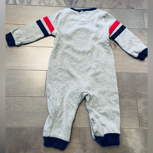 Montreal Canadians one piece - Picture 3 of 3